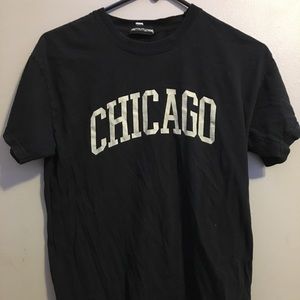 PrettyLittleThing Graphic Tee